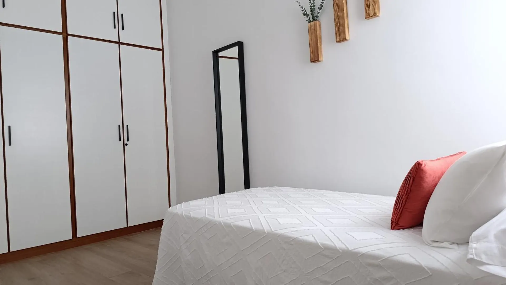 Apartment 4 Dormitorios -El Rinconcito De Cordoba -Centro